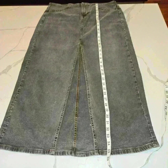 NWT Divided H&M Womens Split Maxi Stretch Jean Skirt Gray Size 12 - Picture 7 of 8